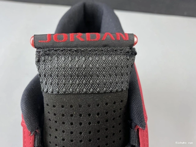 14 AIR 487471-006 TORO GYM RED JORDAN RETRO 0620